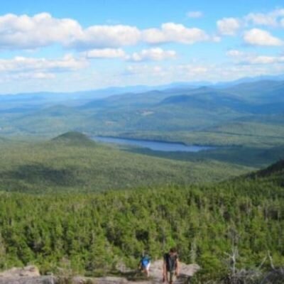 Hikers enjoying Kauffmann Forest